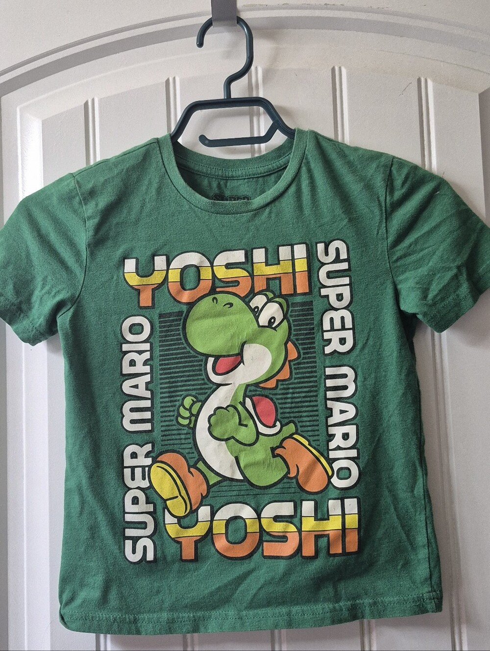 Childrens Super Mario Yoshi T Shirt Size Small